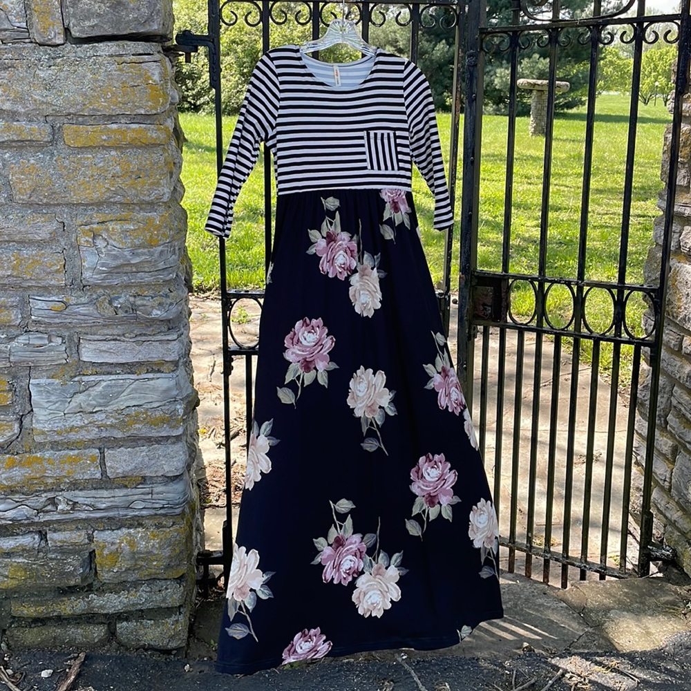 Orange Creek // Pink+Black Stripes & Floral Maxi Dress Women’s Size Small - Picture 2 of 6